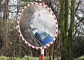 Зеркала на дорогах